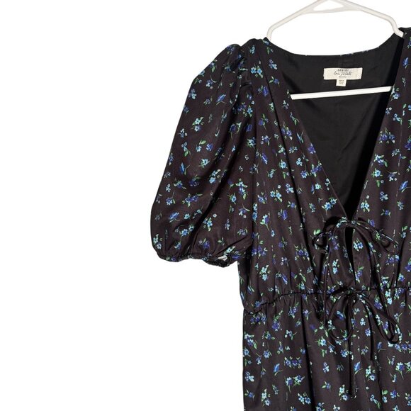 The Frolic Maternity Renee Jumpsuit Women's Size Medium Navy Blue Floral NWOT! - Picture 3 of 5